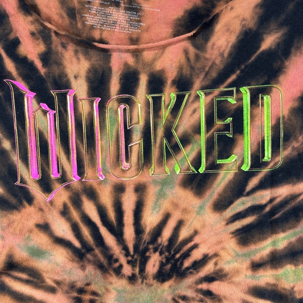 Wicked Off The Shoulders Black Tie Dyed Play Graphic T-Shirt 3XL NWOT - Picture 3 of 10